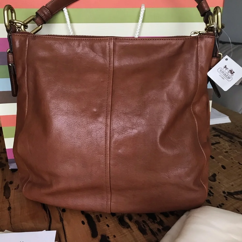 ❗️VIDEO ❗️COACH CHELSEA LEATHER ASHLYN HOBO